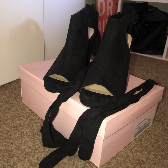 JustFab black shooties w/ suede ankle ties! - Picture 4 of 7